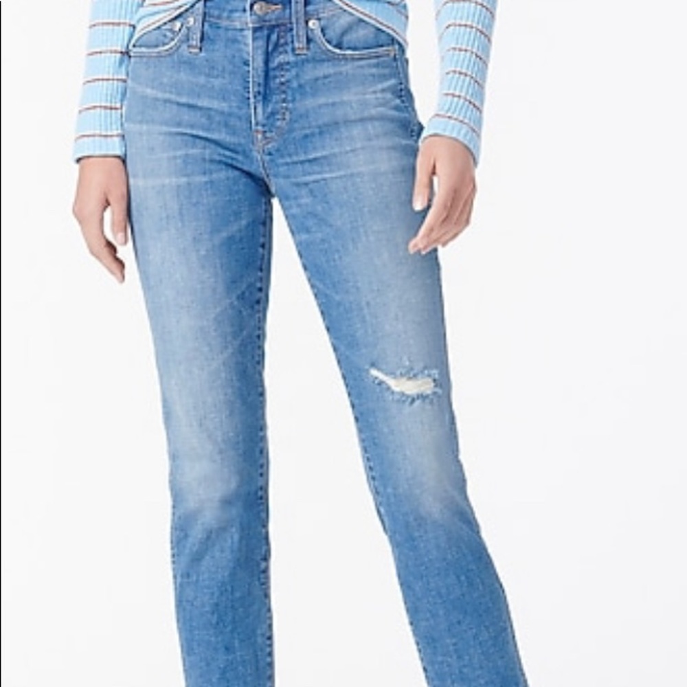 J.Crew Petite 9" vintage straight jean in Wainscott wash 26P
